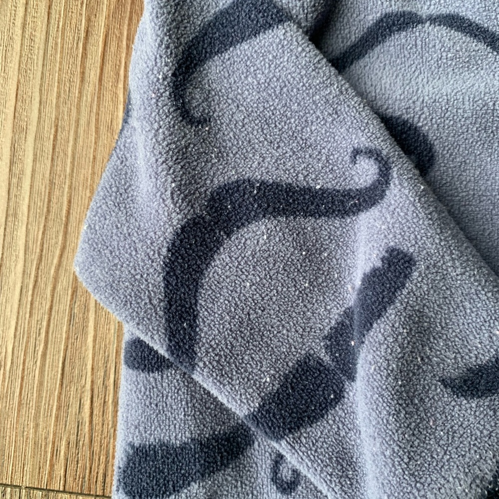 Carters soft PJs - Picture 4 of 5